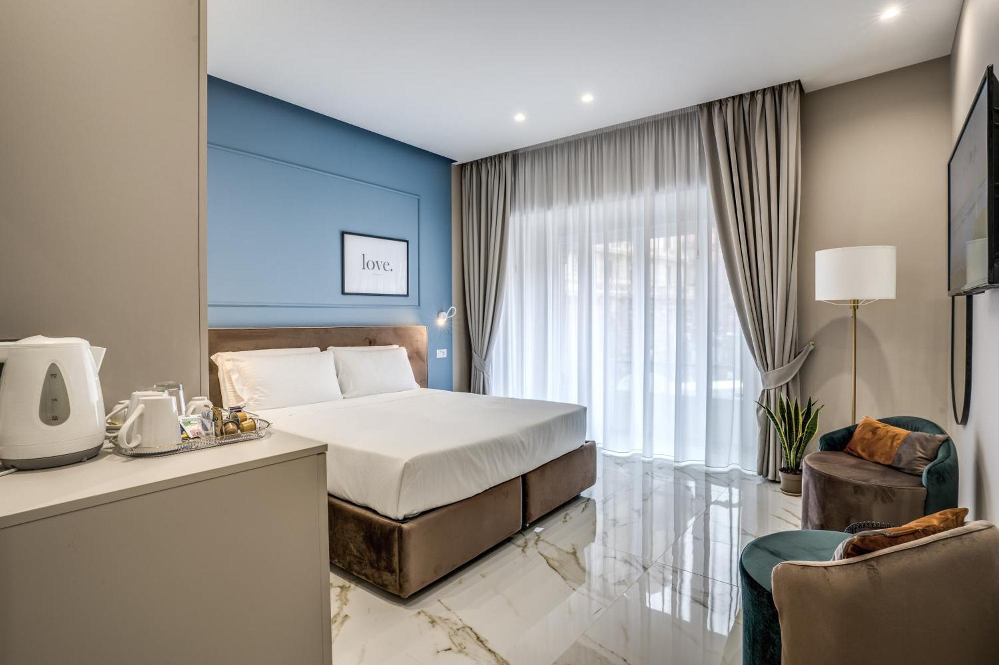 The Oasis Hotel Naples Exterior photo