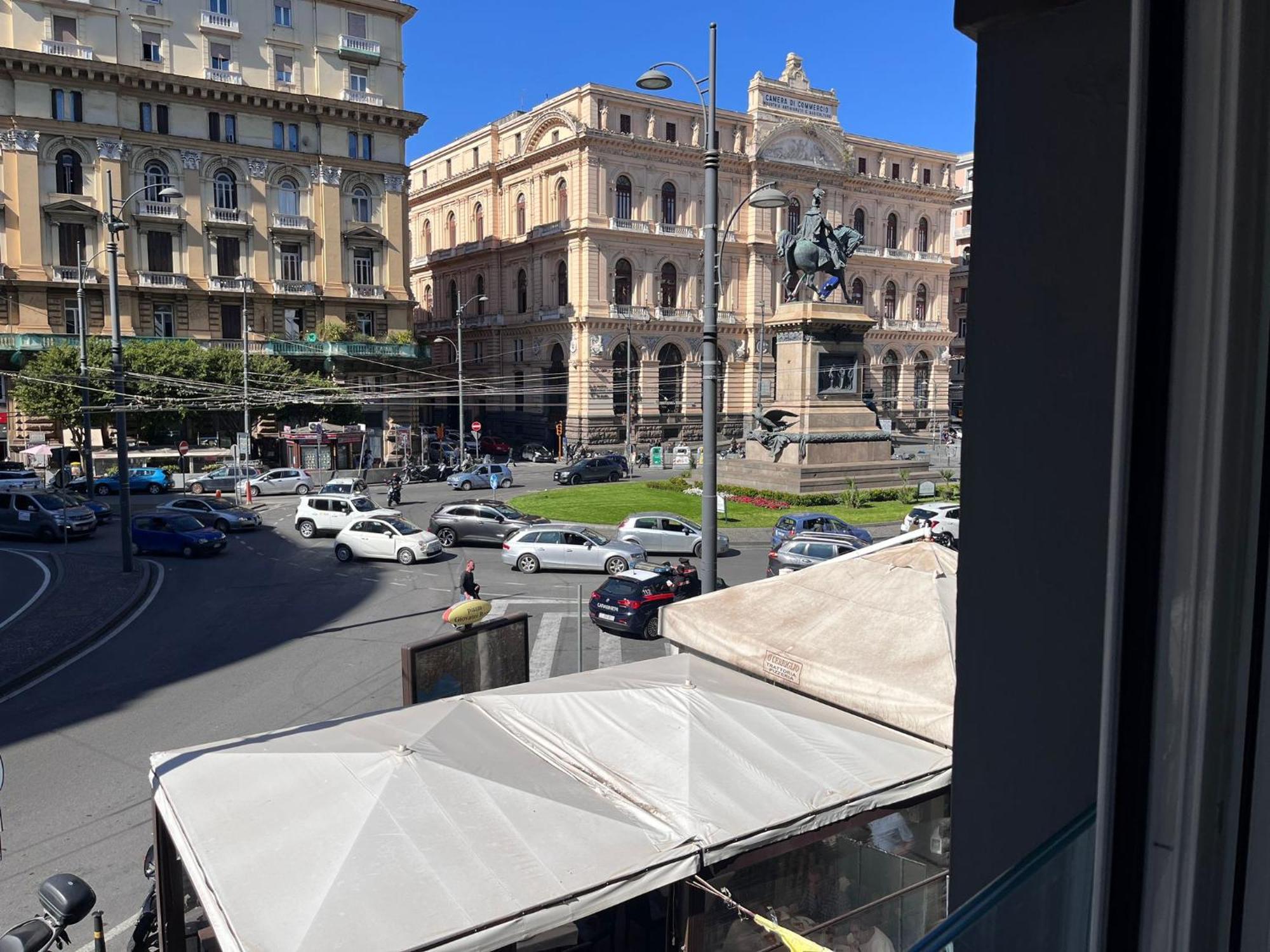 The Oasis Hotel Naples Exterior photo